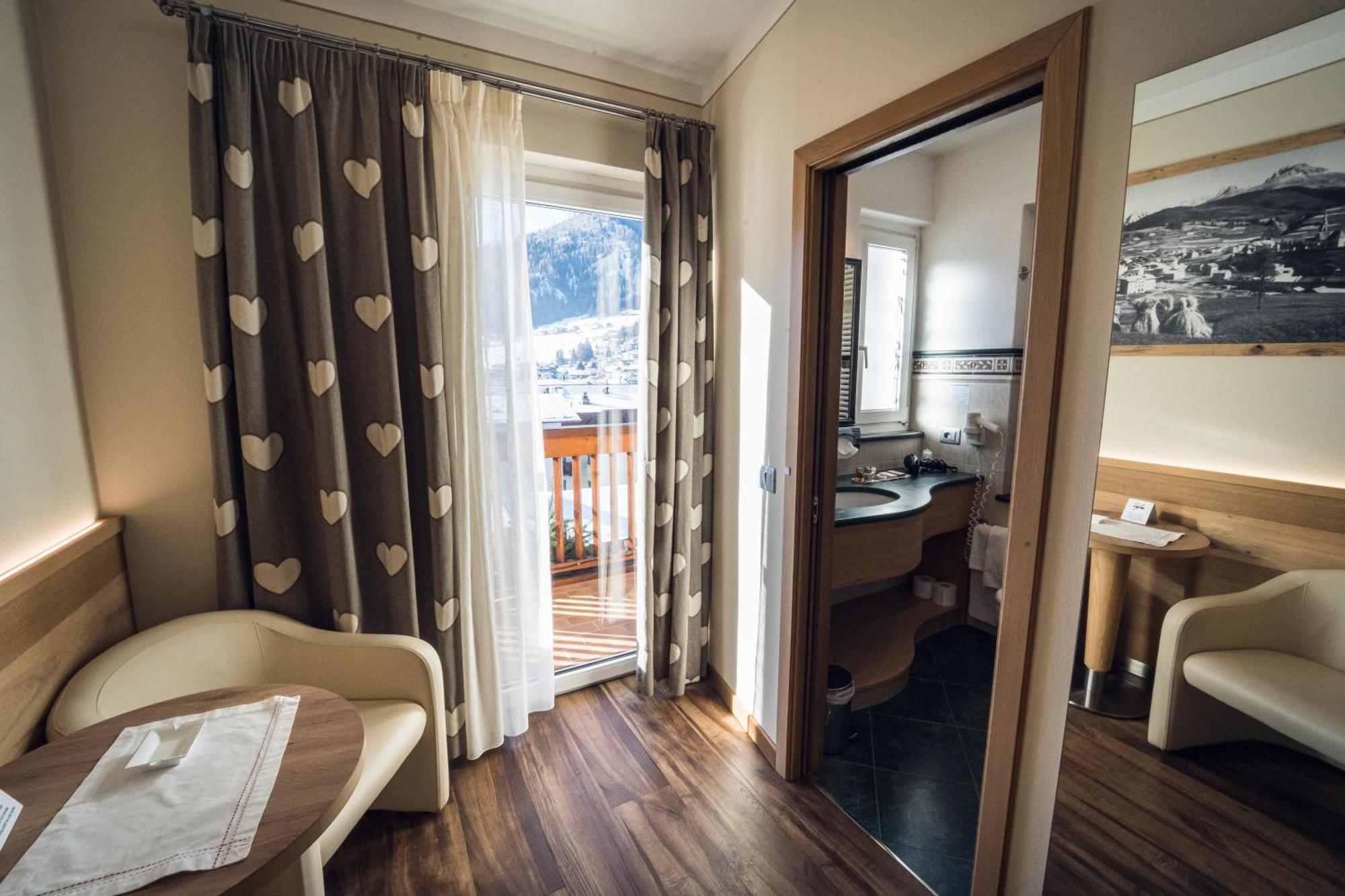 Hotel Alle Alpi Моэна Экстерьер фото