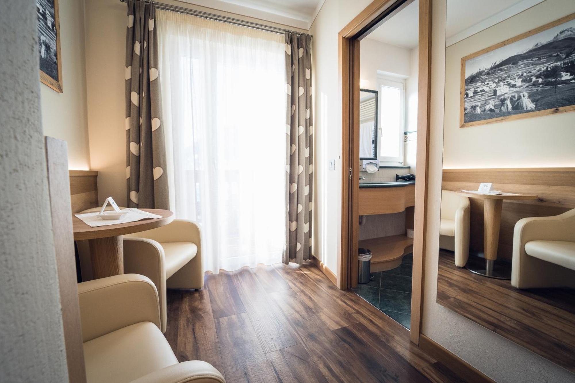 Hotel Alle Alpi Моэна Экстерьер фото