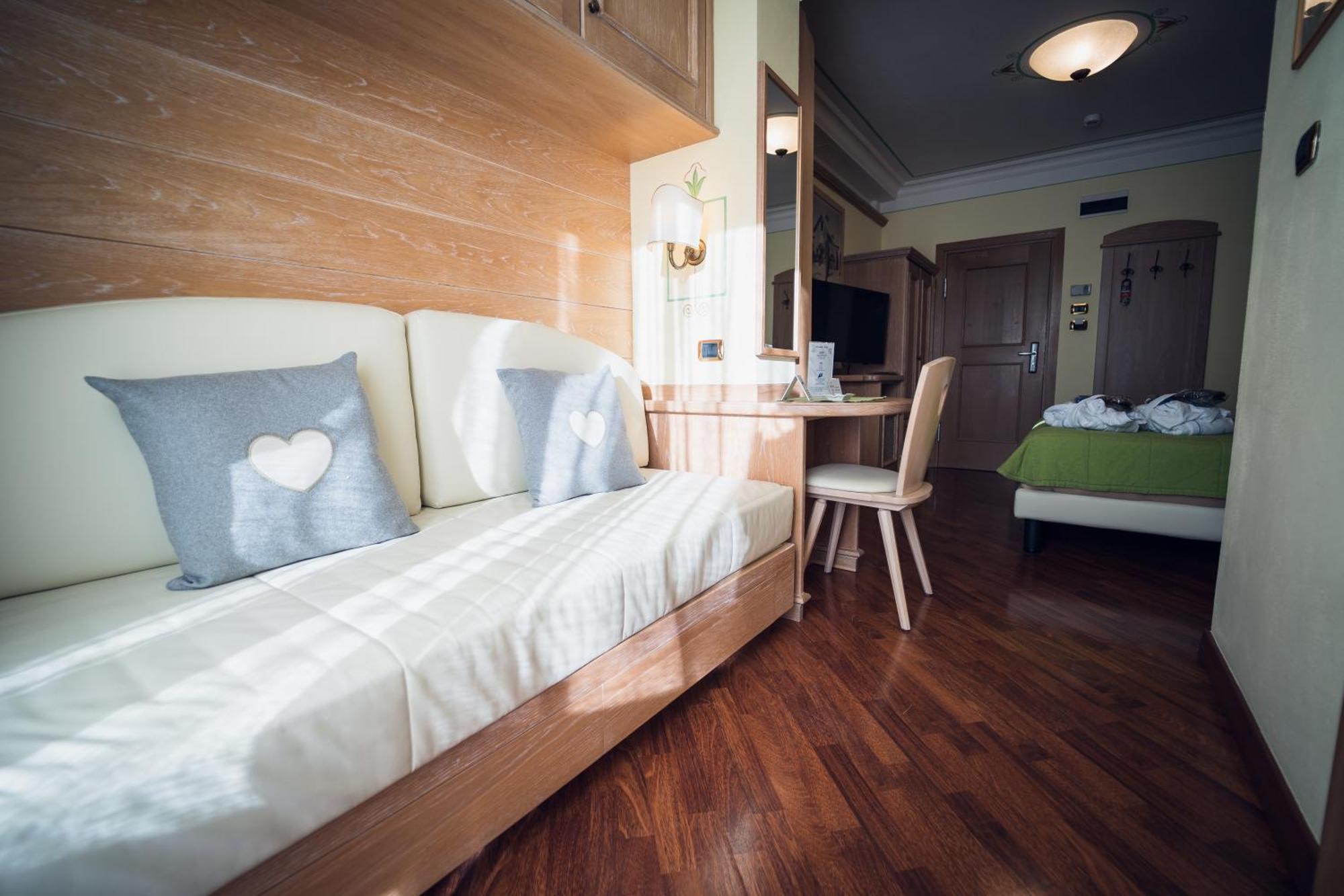 Hotel Alle Alpi Моэна Экстерьер фото