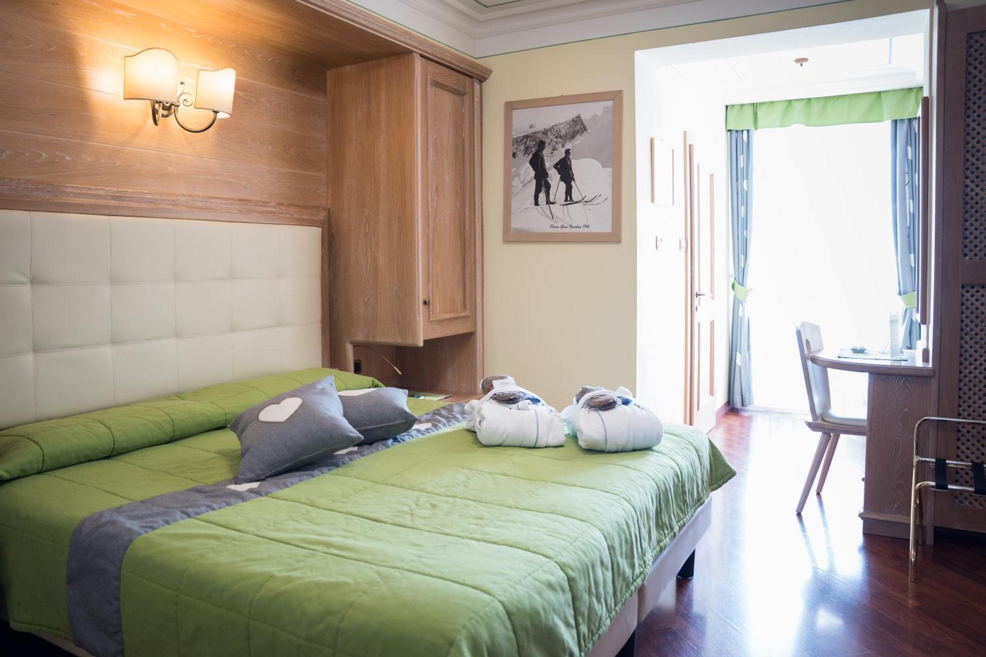 Hotel Alle Alpi Моэна Экстерьер фото