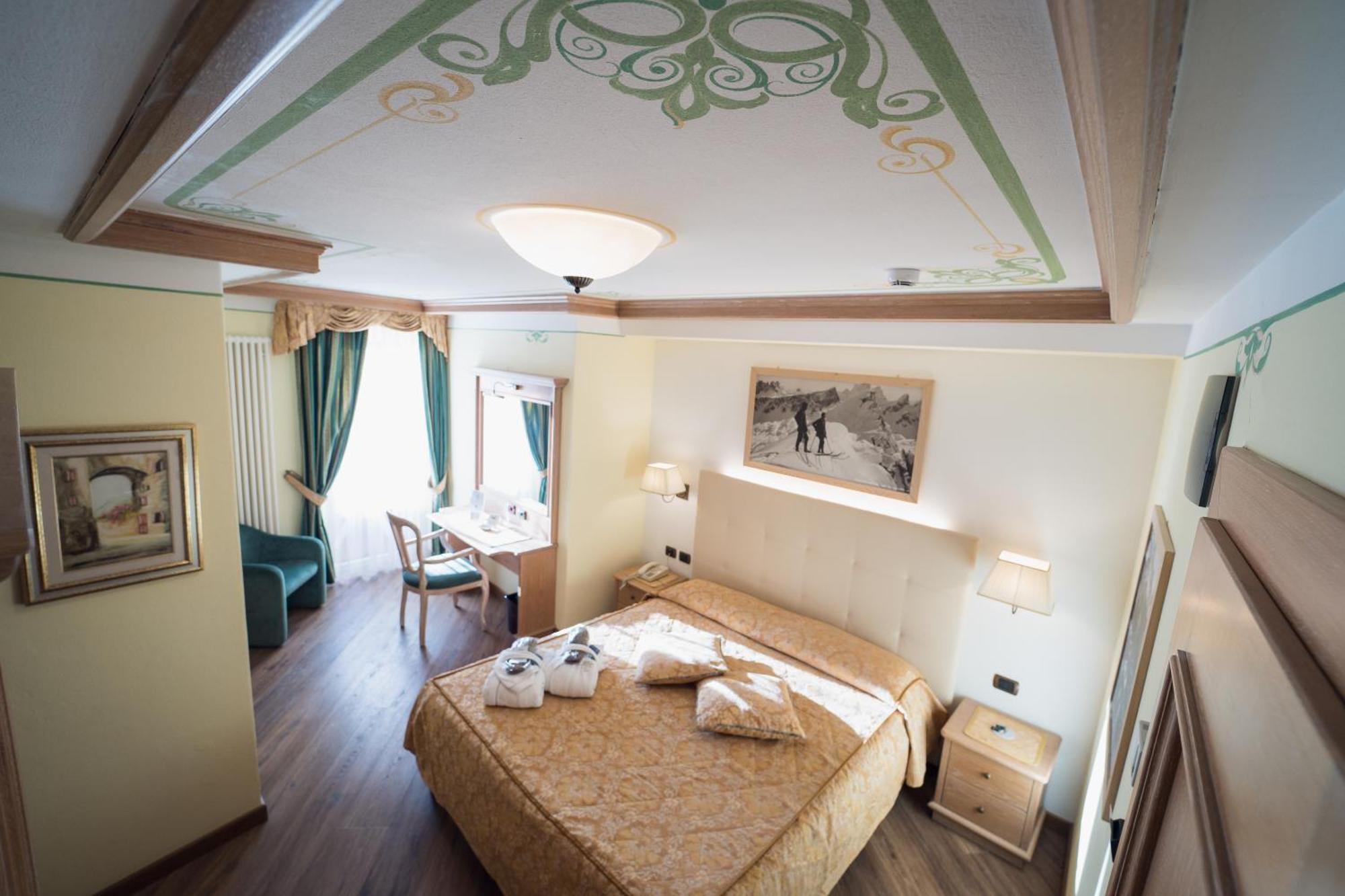 Hotel Alle Alpi Моэна Экстерьер фото