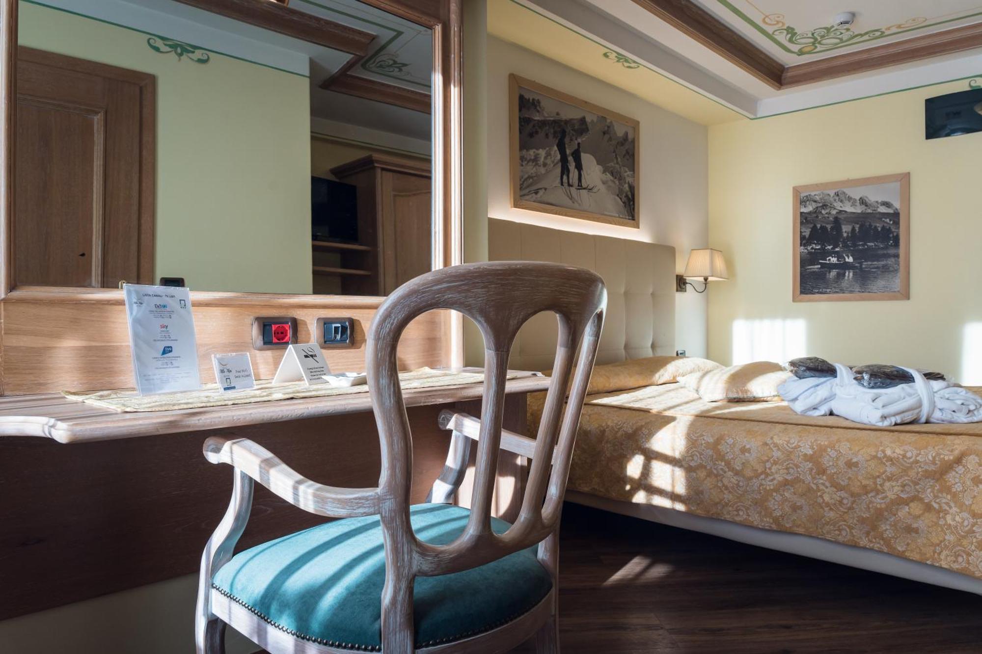 Hotel Alle Alpi Моэна Экстерьер фото