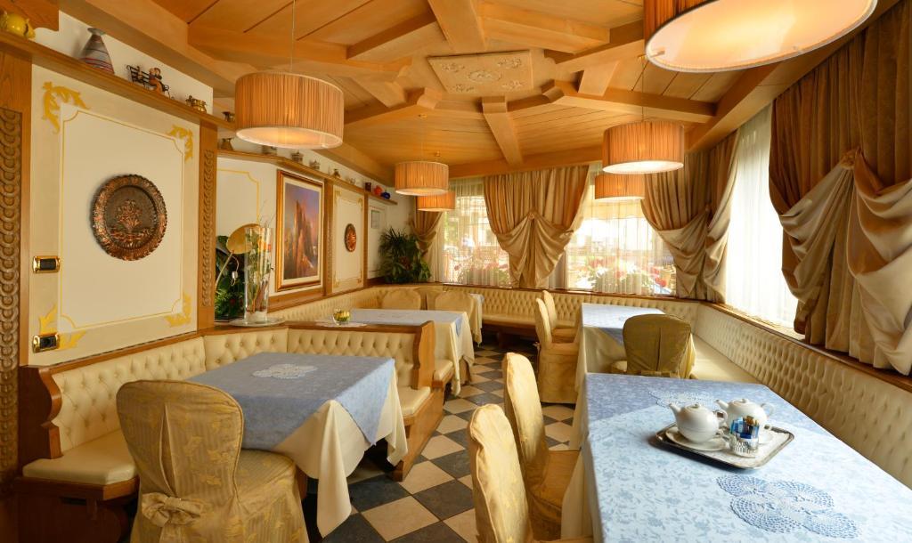 Hotel Alle Alpi Моэна Экстерьер фото