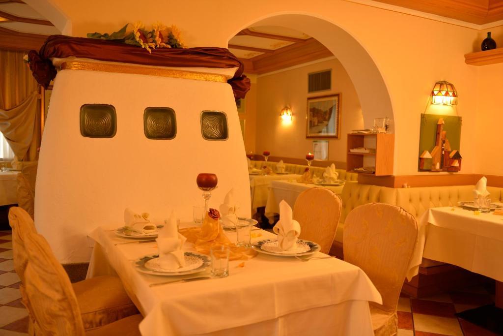 Hotel Alle Alpi Моэна Экстерьер фото